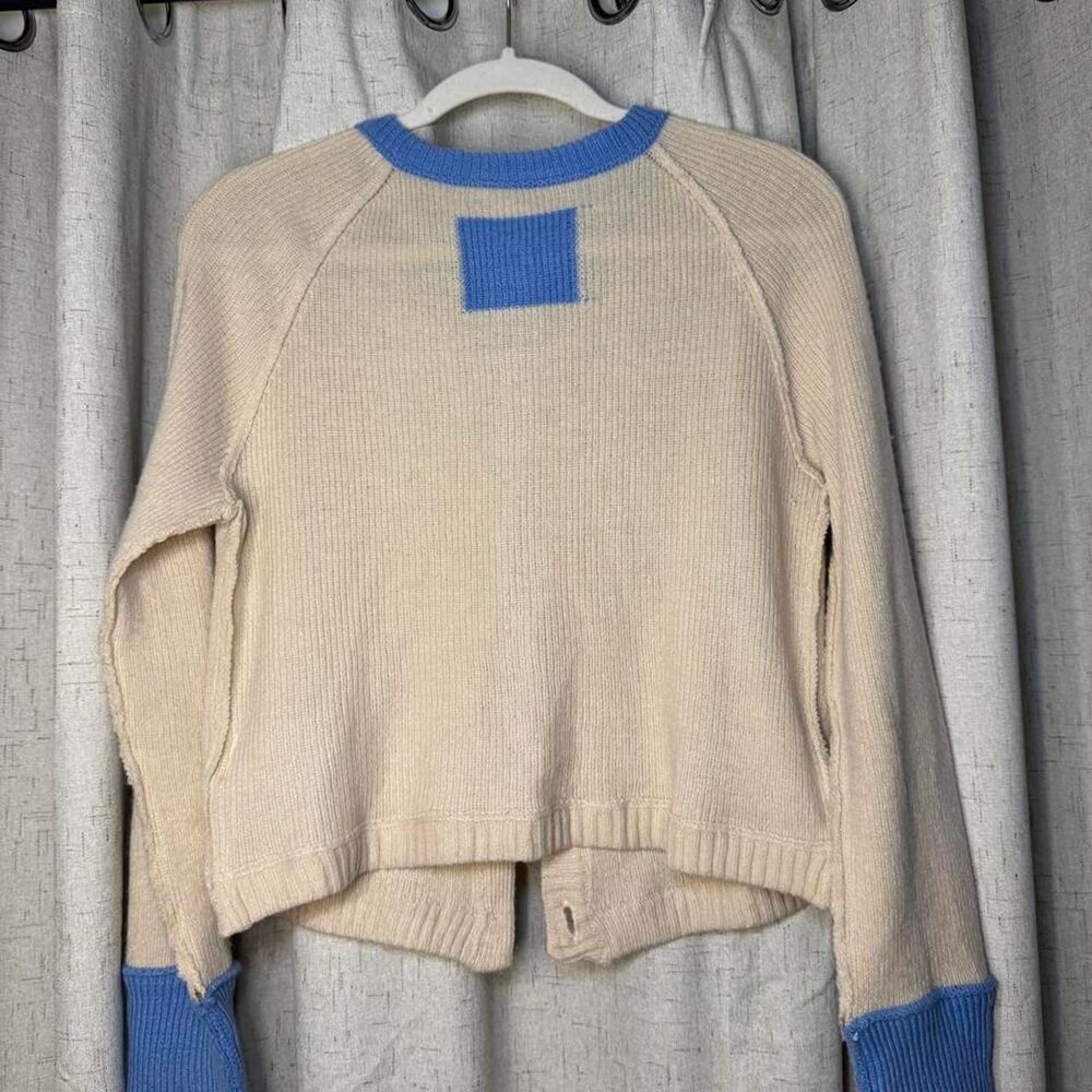 The Perfect Cardigan! - Picture 2 of 3